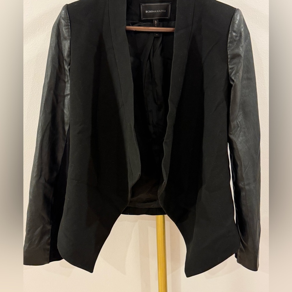 BCBGMAXAZRIA β’ Black Blazer with Leather Sleeves - Picture 4 of 8